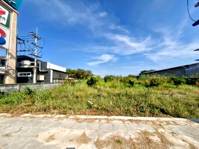 ที่ดิน เขาชีจรรย์ : ขายที่ดินเปล่าติดถนนสุขุมวิทบางเสร่ - พัทยา