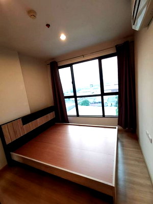 Condos for sale : FOR SALE The Base Chaengwattana 1590000 BAHT.