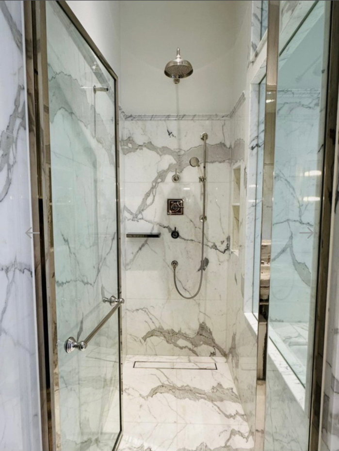 รูป Luxury Condo for Rent Phloen Chit | City Lifestyle Luxury | Near BTS Phloen Chit | 200,000 THB/Month | คอนโดหรูให้เช่า เพลินจิต ไลฟ์สไตล์เมือง หรูหรา ใกล้ BTS เพลินจิต 200,000 บาท/เดือน – LTHC11432 - รูปที่ 10/20