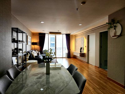 คอนโดให้เช่า : Asoke Place 2 Bedroom for rent .