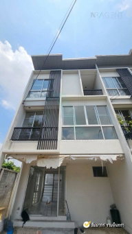 📌 ขายทาวน์โฮม โครงการ สัมมากร อเวนิว รามอินทรา-วงแหวน 3 ชั้น 4 ห้องนอน 3 ห้องน้ำ