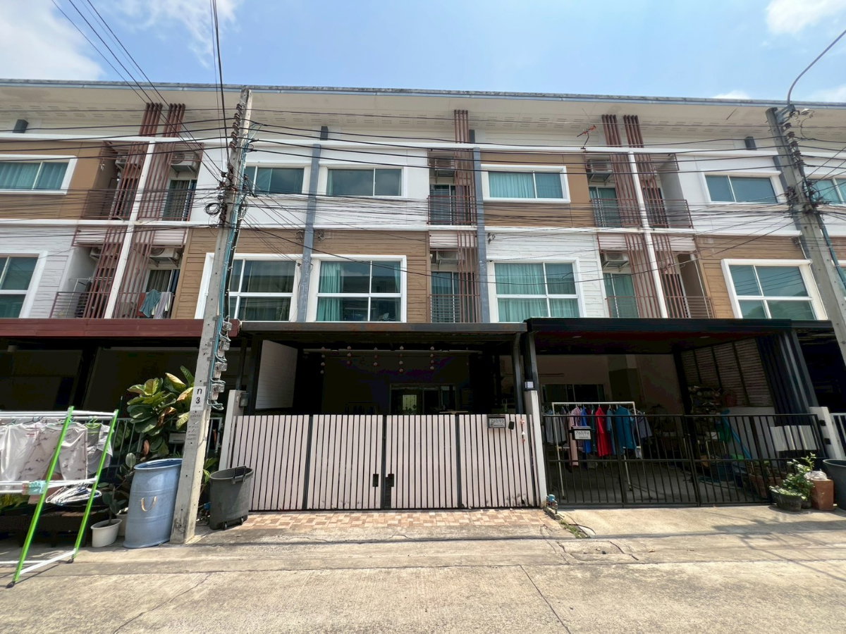 รูป ทาวน์โฮม 3 ชั้น วิลเลตซิตี้ พัฒนาการ 38 Villette City Pattanakarn 38 ราคาเหมาะลงทุน  - รูปที่ 1/14