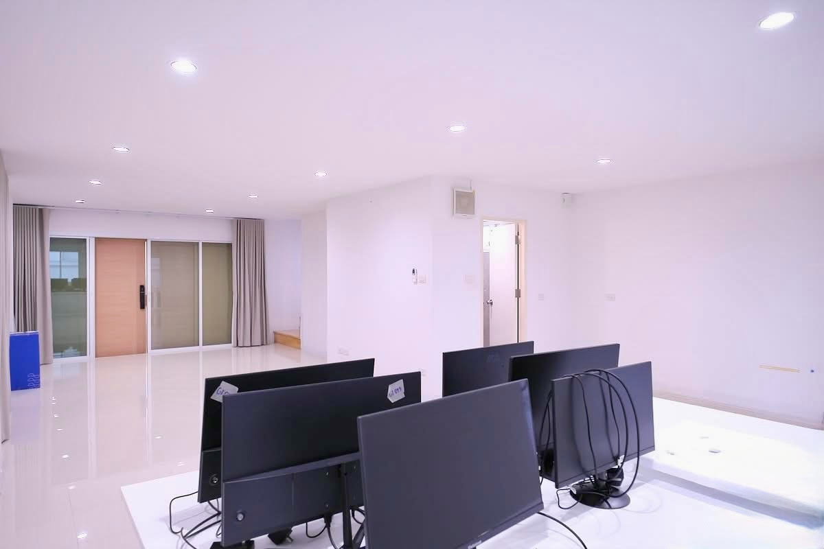 picture code : H182 Ratchayothin Home Office - 9/51