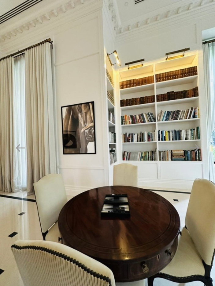 รูป Luxury Condo for Rent Phloen Chit | City Lifestyle Luxury | Near BTS Phloen Chit | 200,000 THB/Month | คอนโดหรูให้เช่า เพลินจิต ไลฟ์สไตล์เมือง หรูหรา ใกล้ BTS เพลินจิต 200,000 บาท/เดือน – LTHC11432 - รูปที่ 6/20
