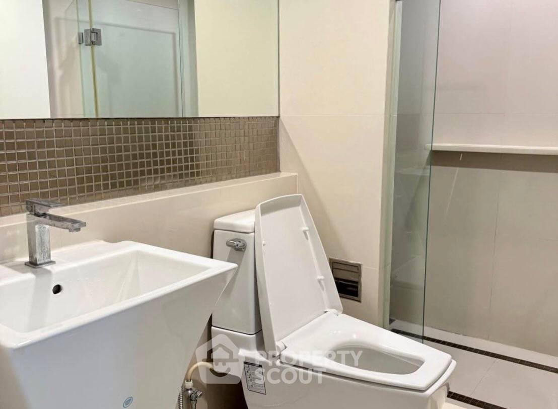 picture 2-BR Condo at RHYTHM Phahon-Ari near BTS Saphan Khwai (ID 2810027) - 10/10