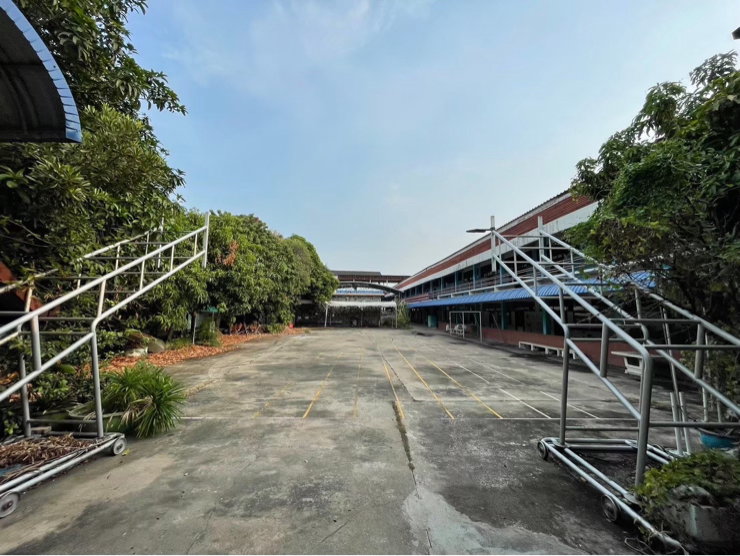 รูป ที่โรงเรียน พื้นที่ 3ไร่ 1งาน 22ตารางวา (1,322ตรว.) ขาย 250,000บาท/ตรว. ราคา 330,500,000บาท - รูปที่ 7/18