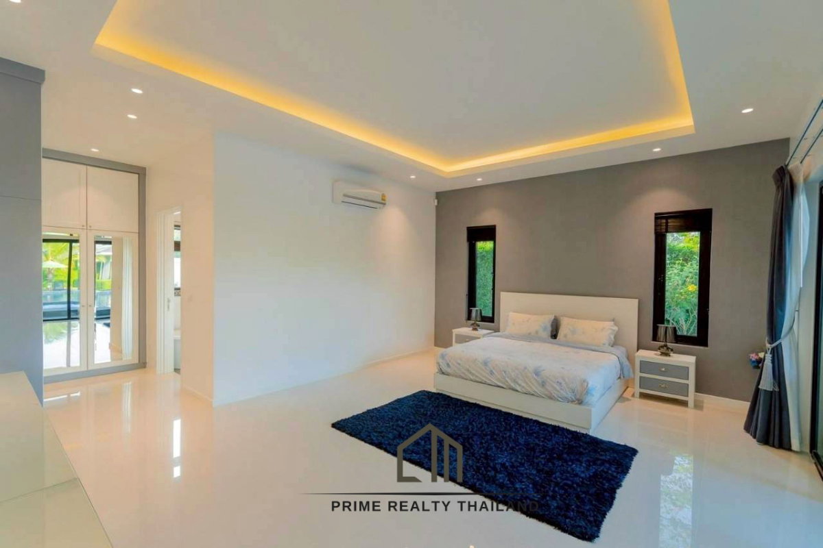 รูป พูลวิลล่าหรูสุดเอ็กซ์คลูซีฟ พร้อมสระอินฟินิตี้และสวนส่วนตัวขนาดใหญ่ - รูปที่ 20/29