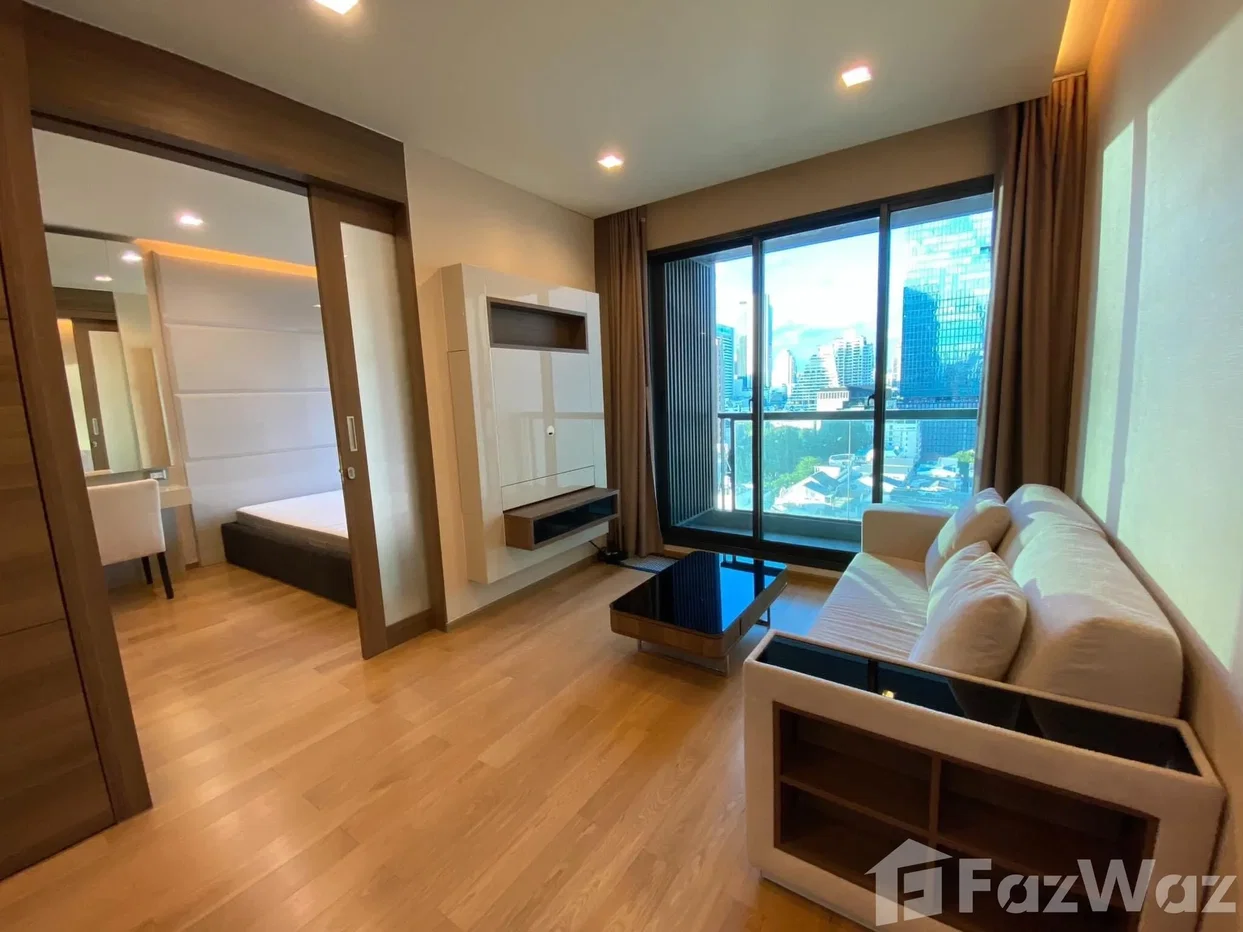 picture The Address Sathorn 6193854 - 7/11