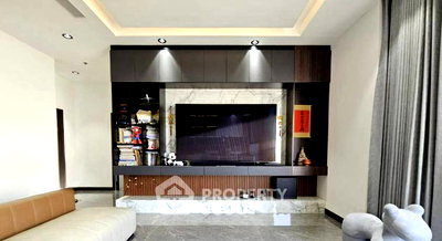 Condos for sale : 3-BR Condo at Supalai Wellington near MRT Thailand Cultural Centre (ID 2638773)