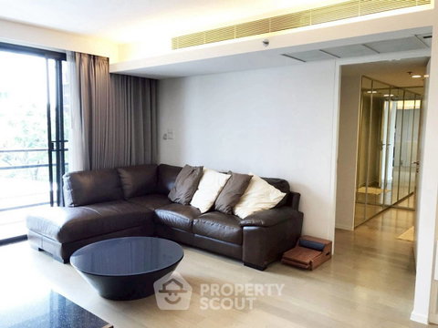คอนโด 2-ห้องนอน ที่ โหมด สุขุมวิท 61 ใกล้ BTS เอกมัย (ID 2811985)