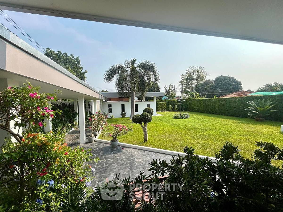 รูป วิลล่า 3-ห้องนอน ใกล้ พัทยาตะวันออก (ID 2812353) - รูปที่ 11/17