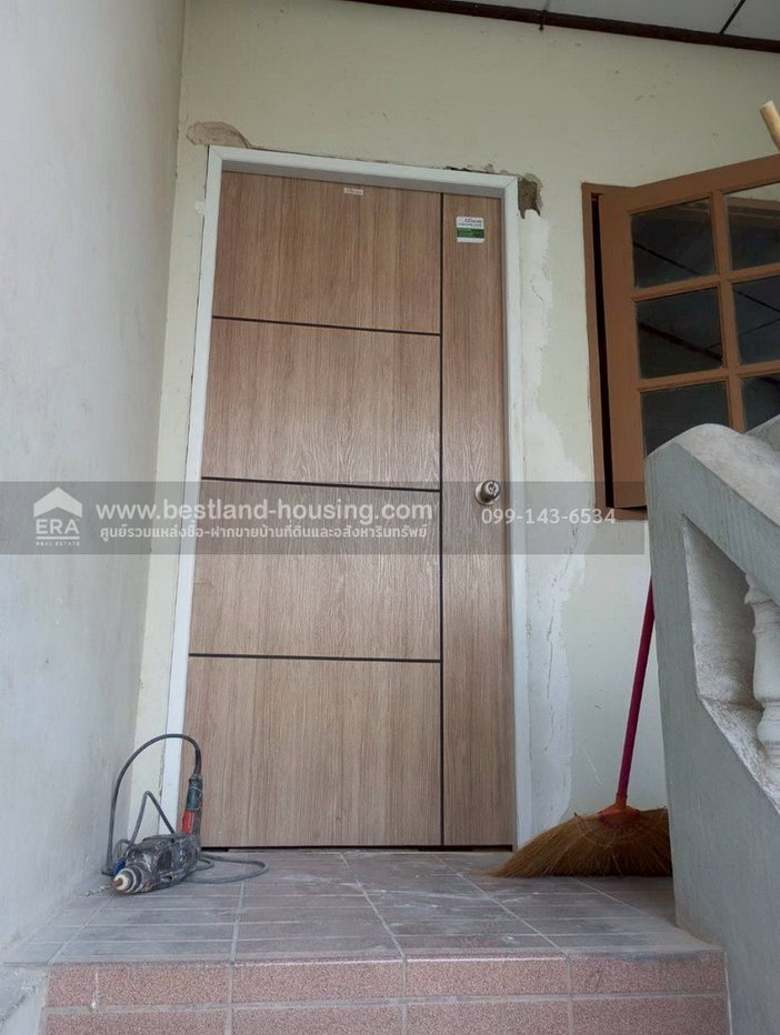 รูป ขายทาวน์โฮม3ชั้น ซอยวัดไพร่ฟ้า พื้นที่ 29 ตรว.ต.บางเดื่อ เมืองปทุมธานี ขายราคา1.75 ล้านบาท ใกล้ถนนราชพฤกษ์ - รูปที่ 6/8