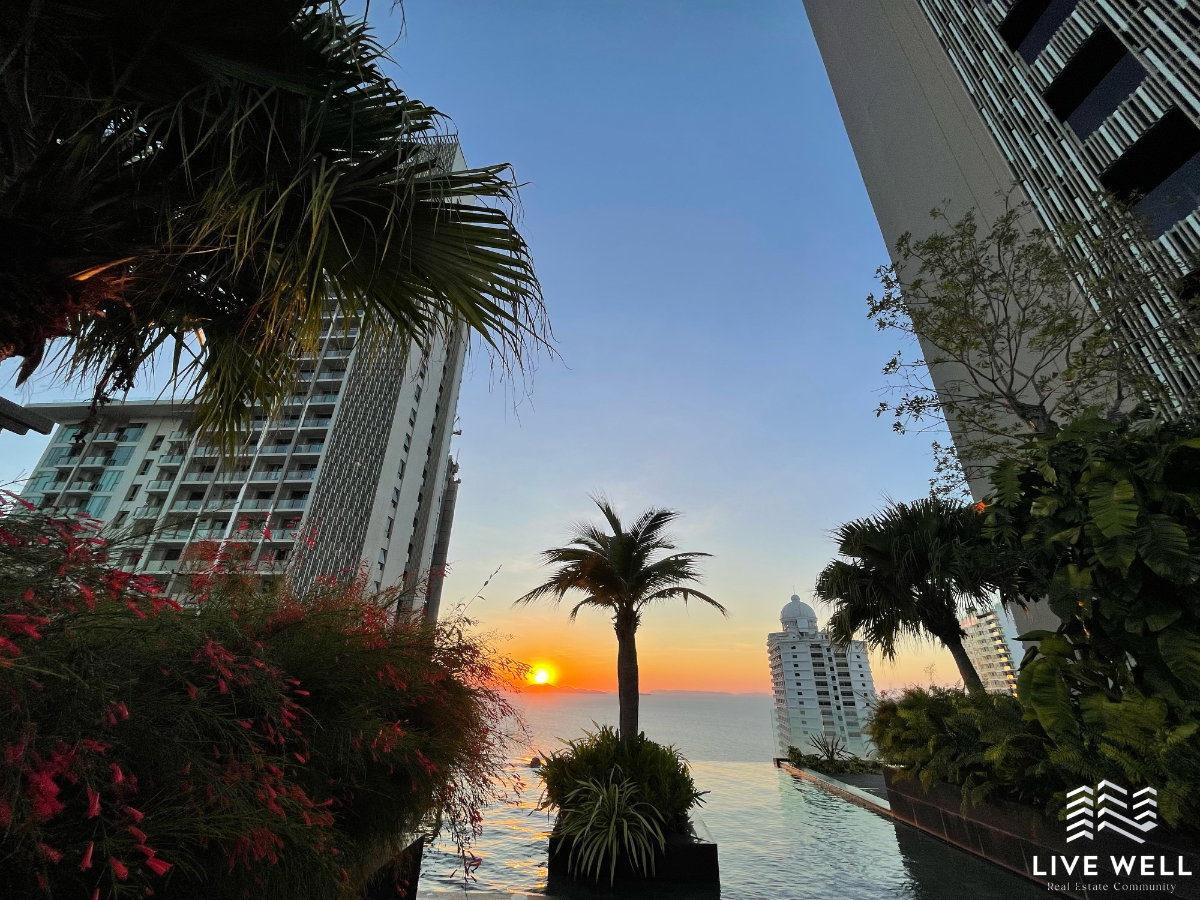 รูป Hot Sale The Riviera Wongmat Beach *Foreigner Name*  - รูปที่ 22/23