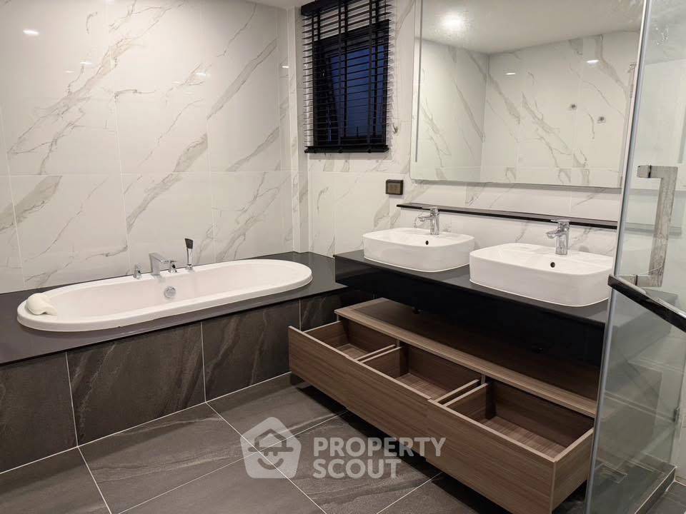 รูป บ้าน 4-ห้องนอน ที่ เดอะ ซิตี้ บางนา ใน บางแก้ว (ID 2813264) - รูปที่ 19/24