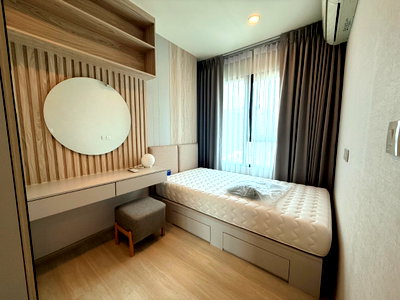 Condos for rent : For rent: Life Asoke 2 Bedrooms fully furnished, Ready to Move in