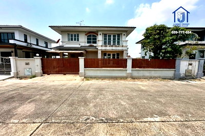 บ้านเดี่ยว ถนนฉลองกรุง : ขายบ้านเดี่ยว 2 ชั้น หมู่บ้านชัยพฤกษ์ 1 ซอยคุ้มเกล้า 7 ถนนสุวินทวงค์ ใกล้ทางด่วนมอเตอร์เวย์ กรุงเทพฯ-ชลบุรี