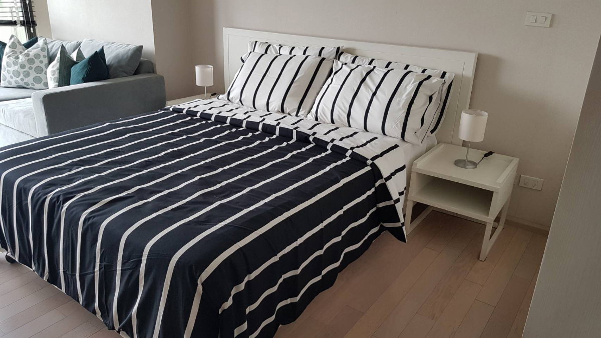 รูป โนเบิล โซโล Studio ชั้น 10 ขนาด 34 ตร.ม. เช่า 17,000 บาท/เดือน Ready to move in - รูปที่ 2/5