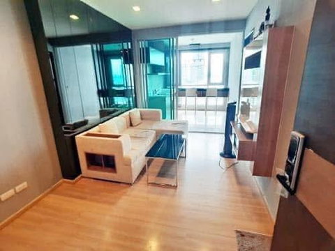 ให้เช่า คอนโด ริทึ่ม สาทร BTS สะพานตากสิน BTS Saphan Taksin 450 เมตร