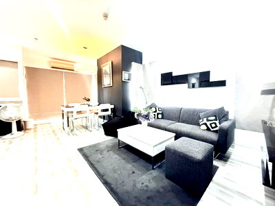 Condos for sale : Corner Unit 4.89 MB ‼️  The Room Ratchada-Ladprao 🏡