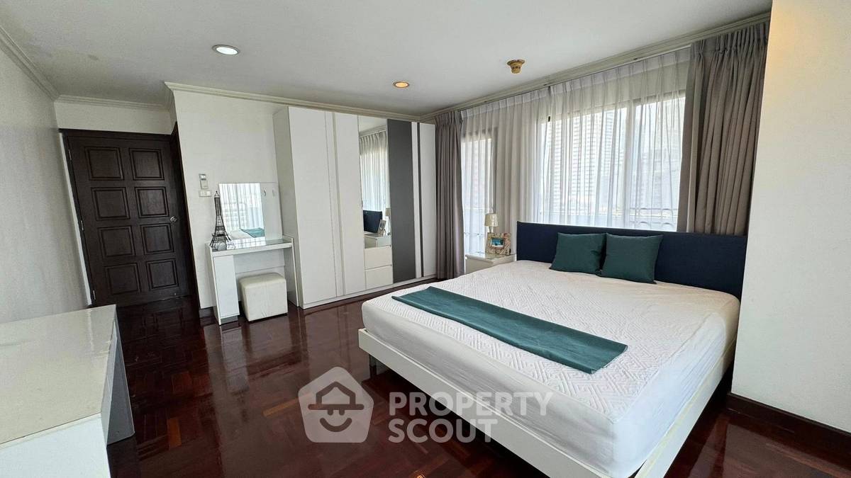 รูป คอนโด 3-ห้องนอน ที่ ริชมอนด์ พาเลส คอนโดมิเนียม ใกล้ BTS พร้อมพงษ์ (ID 2812146) - รูปที่ 21/23