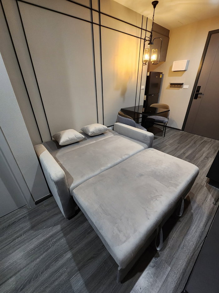 picture Ideo Chula Samyan【𝐒𝐄𝐋𝐋 & 𝐑𝐄𝐍𝐓】🔥Modern-style room with a coordinated color scheme, spacious interior.🔥 Contact Line ID: @hacondo - 6/10