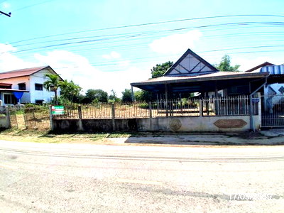 FACTORY 283 Sq.w. Thawat Buri Roi Et for 1.2M