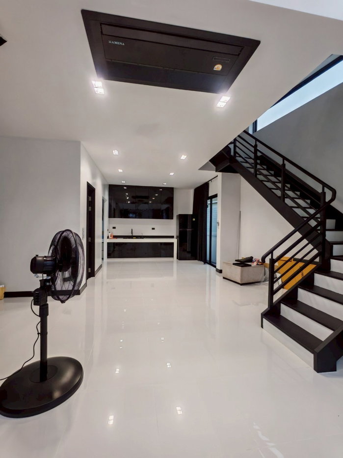 รูป WS7181 🏡✨ บ้านเดี่ยว 3 ชั้น  สไตล์ Minimal Luxury ใจกลาง Town in Town ✨🏡 ลาดพร้าว 93 เช่าเพียง 160,000 บาท/เดือน  - รูปที่ 16/18