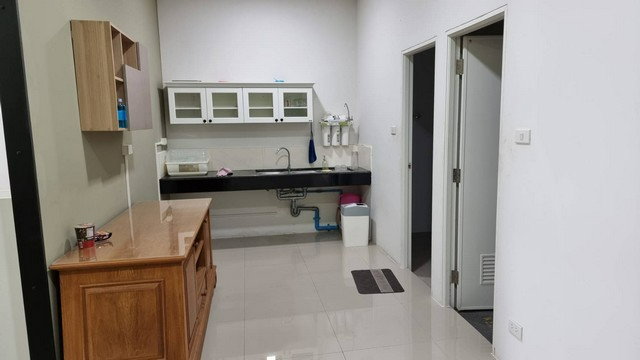 รูป HR3396ขายหรือเช่าโรงงานพร้อมออฟฟิศ 2 ชั้น – ทำเลบางบ่อ (ซอยคิงคอง) พื้นที่พร้อมใช้งาน ฟังก์ชันครบ มีพื้นที่ว่างด้านข้างเยอะ เดินทางสะดวก - รูปที่ 2/11