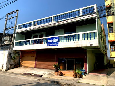 อาคารพาณิชย์ นครปฐม : ขายบ้านทรงอาคารพาณิชย์ พร้อมหอพัก 12 ห้อง