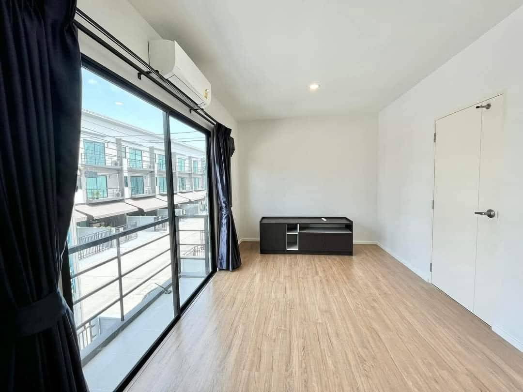 รูป 🏡ให้เช่า บ้านกลางเมืองราชพฤกษ์–พระราม 5 ( Pet Friendly🐶🐱 ) 🎓 ใกล้โรงเรียนเด่นหล้า พระราม 5 (Denla Rama V School)  10 นาที - รูปที่ 8/20