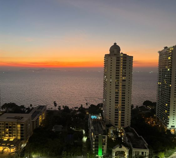 Hot Sale The Riviera Wongmat Beach *Foreigner Name* 