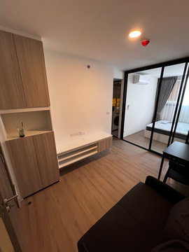 BTS Phraek Sa (Room for Rent 9,300/M)