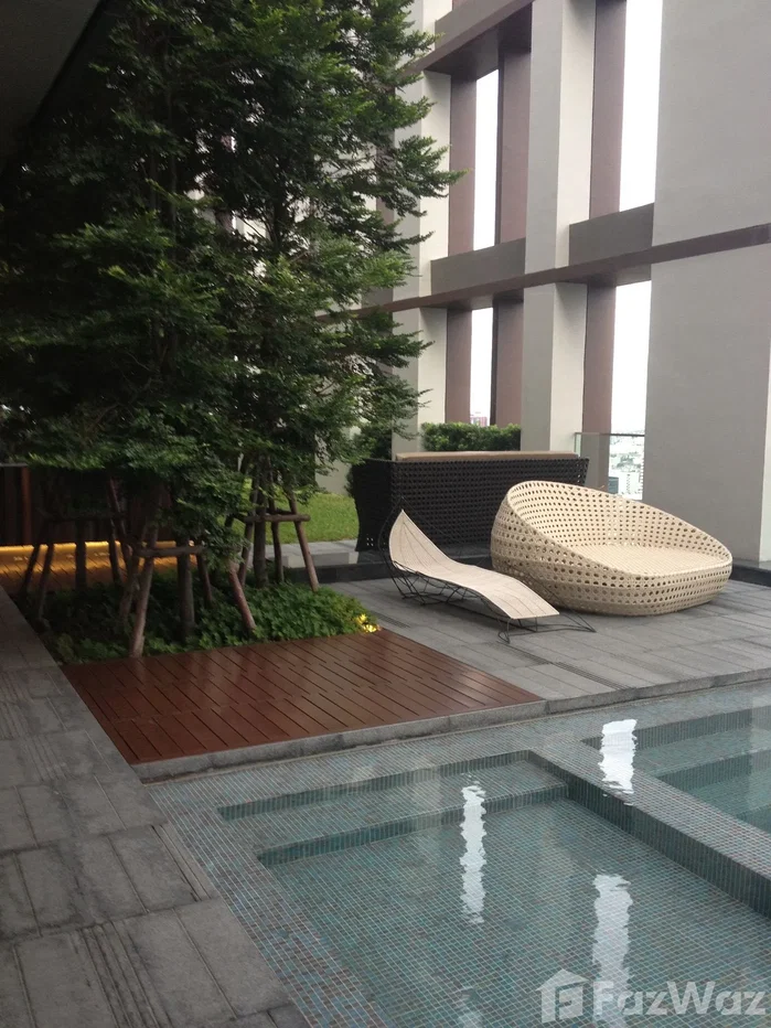 รูป คอนโดให้เช่า 2 ห้องนอน ในโครงการ แอชตัน มอร์ฟ 38 6195179 - รูปที่ 4/18