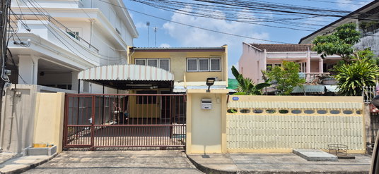 รูปภาพ ให้เช่าบ้านเปล่าพร้อมอยู่ - หมู่บ้านเมืองทอง 2 โครงการ 3 ซอยพัฒนาการ 53 ตรงกันข้ามกับซอยรร.เตรียมอุดมศึกษาพัฒนาการ