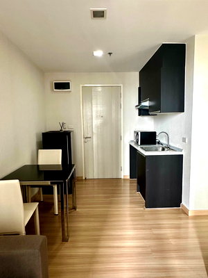 Condos for sale : Special sale Pela Wutthakat at 2.19MB, high floor, used like new! 