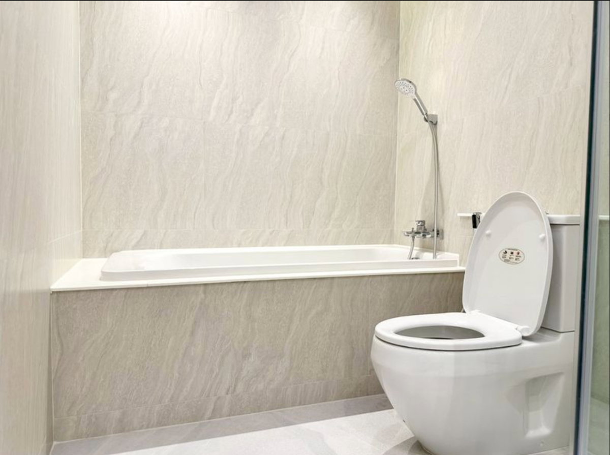 picture Grand Langsuan. 3beds 146sqm. Line id: @pfagent - 12/18