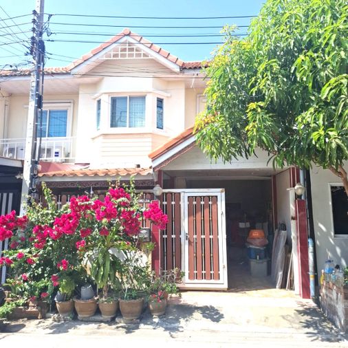 ขายทาว์นเฮ้าส์ 2 ชั้น ม.พิศาล เทียนทะเล ซอย20  บางขุนเทียน แสมดำ พระรามสอง ราคาดีมาก 