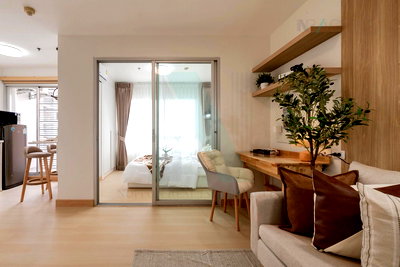 Condos for sale HomePro Rajapruk  : For Sell Condo THE TRUST RESIDENCE PINKLAO Building 1, Floor 19,1 bed room, Room size 28 sqm