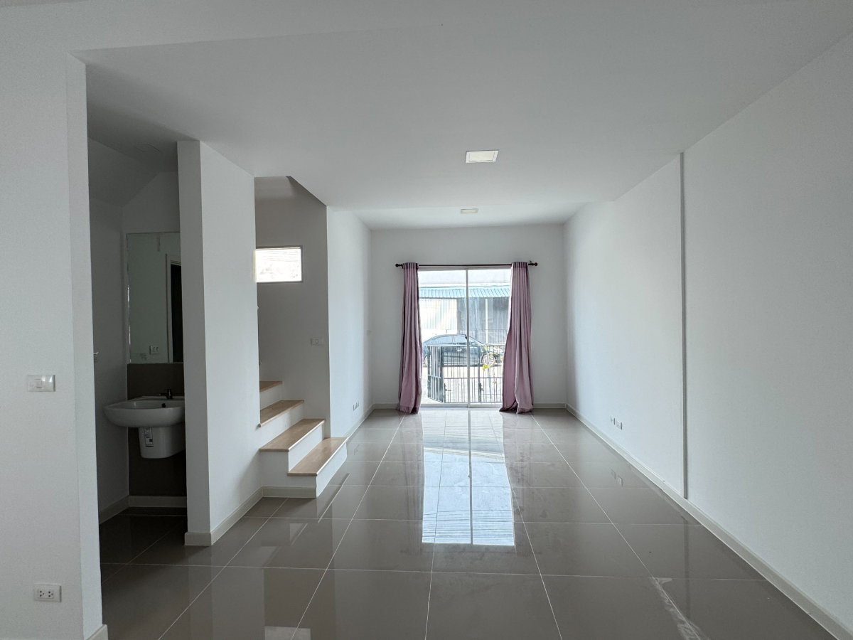รูป 🏡 ทาวน์โฮมรังสิต รีโนเวทใหม่ จอดรถ 2 คัน เพียง 12,000 | พฤกษาวิลล์ 111 รังสิต-เวิร์คพอยท์ - รูปที่ 3/13
