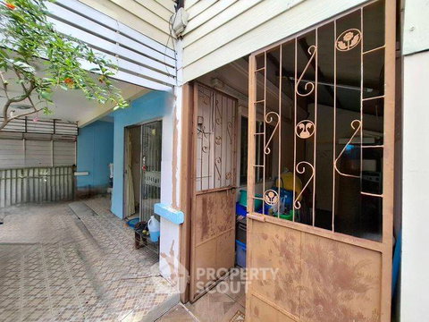 ทาวน์เฮ้าส์ 3-ห้องนอน ใน เสาธงหิน (ID 2577865)