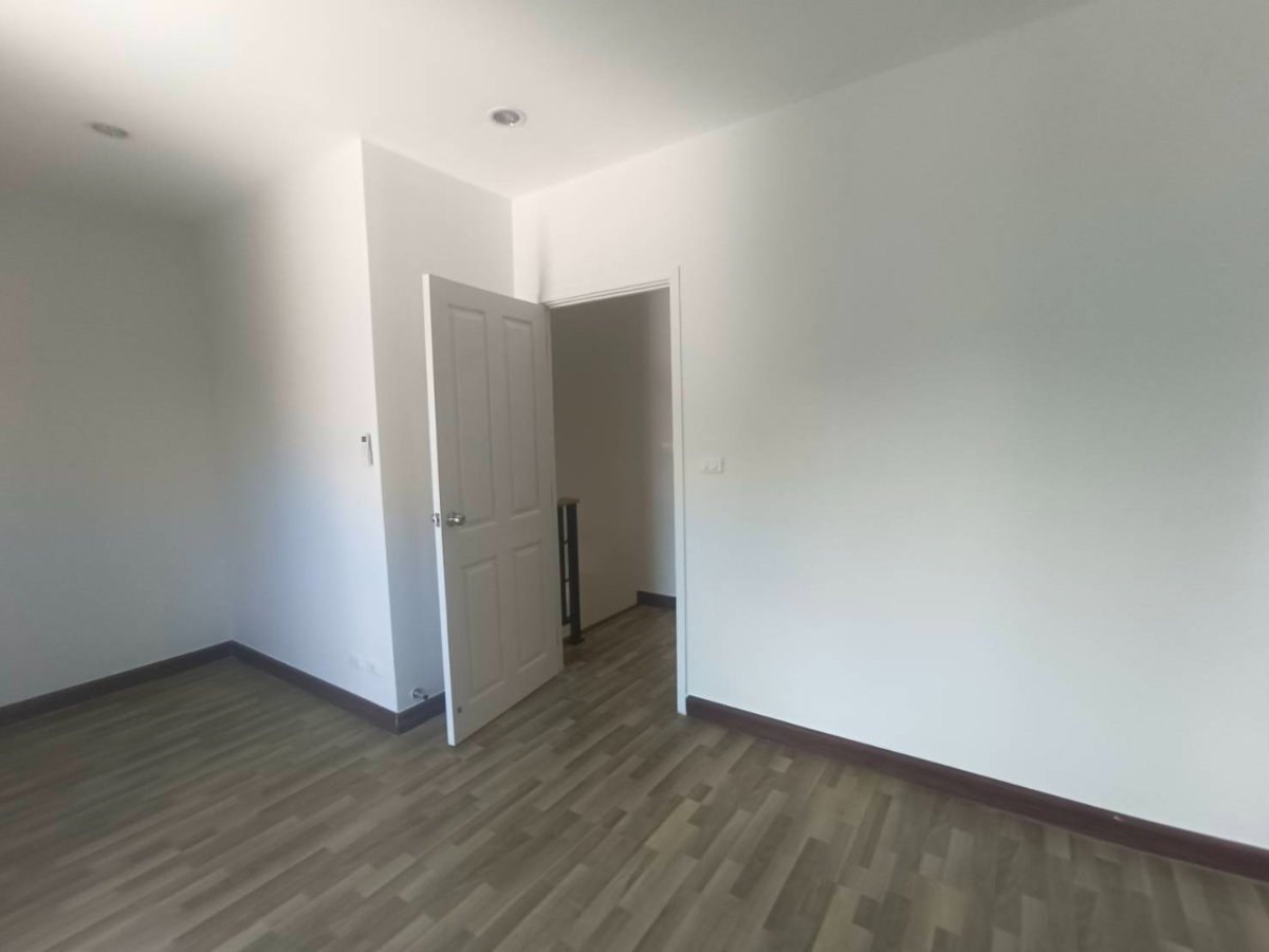 รูป 🏡 ทาวน์โฮมหลังใหญ่ รัตนาธิเบศร์–ราชพฤกษ์ รีโนเวทใหม่ จอดรถ 2 คัน | เดอะ แกลเลอรี่ รัตนาธิเบศร์ - ราชพฤกษ์ - รูปที่ 11/11