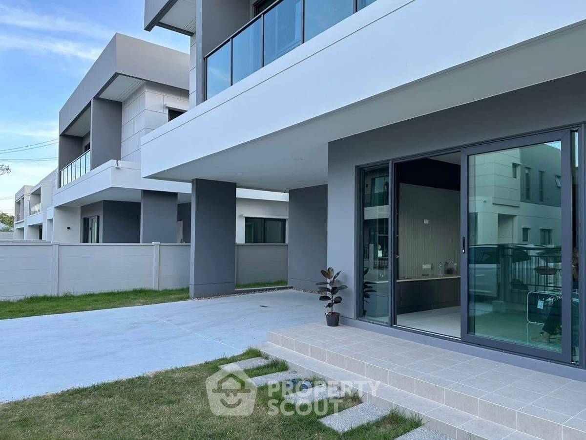 รูป บ้าน 4-ห้องนอน ใน บางแก้ว (ID 2043678) - รูปที่ 3/18
