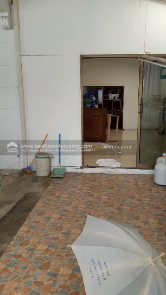 รูป ขายบ้านเดี่ยว2ชั้น หมู่บ้านพรหมพิทักษ์2 ขาย2.9ล้าน ถูกมาก โครงการติดถนนใหญ่ พุทธมณฑลสาย4 ใกล้ถนนเพชรเกษมและใกล้แยกพุทธสาคร - รูปที่ 3/8