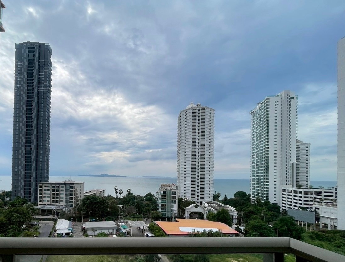 รูป Hot Sale The Riviera Wongmat Beach *Foreigner Name*  - รูปที่ 11/23