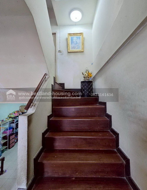 รูป ขายทาวน์โฮม​ 3 ชั้น Private villa โลเคชั่นดี  ราคาถูกที่สุดในย่าน - รูปที่ 4/10