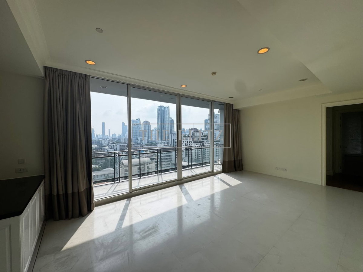 รูป ✨สัมผัสการอยู่อาศัยที่ Royce Private Residences ที่ความหรูหราถูกออกแบบมาอย่างพิถีพิถันในทุกมิติ 🎉 - รูปที่ 3/33