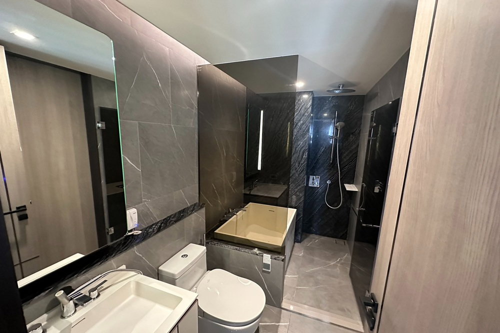 รูป 🔥 ขายพร้อมผู้เช่า !! 🔥 The Reserve Sukhumvit 61, 2 ห้งนอน, 1 ห้องน้ำ, ห้องมุม !! Code C20230900452 แต่งครบ, พร้อมเข้าอยู่, ราคาพิเศษ!!📣📣 - รูปที่ 11/11