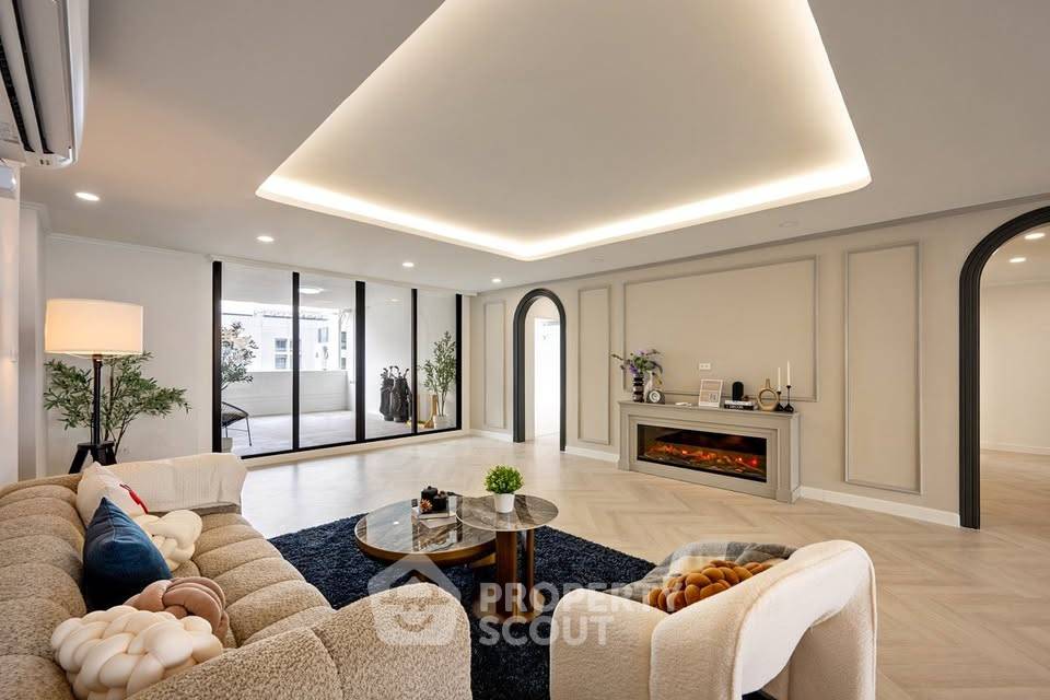 รูป คอนโด 3-ห้องนอน ที่ แกรนด์ วิลล์ เฮาส์ 2 ใกล้ MRT สุขุมวิท (ID 2814793) - รูปที่ 1/16