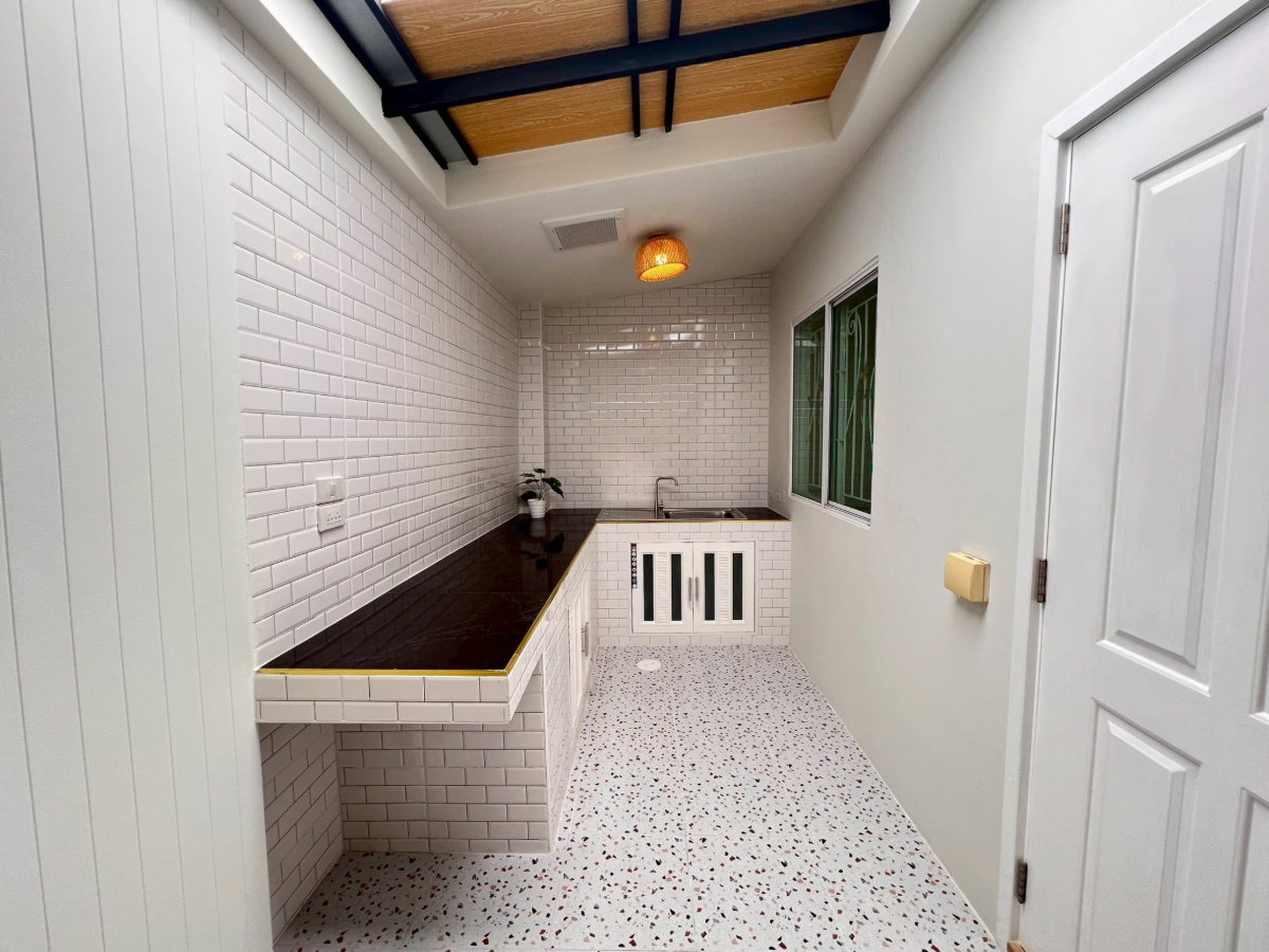 รูป ทาวน์เฮ้าส์ 2ชั้น ทำเลดี ใกล้รถไฟฟ้าสายสีส้ม หมู่บ้าน พฤกษาวิลล์ 50/1 รามคำแหง–ซอยมิสทีน ถนนราษฎร์พัฒนา เขตสะพานสูง เฟอร์ฯพร้อมอยู่ - รูปที่ 9/29