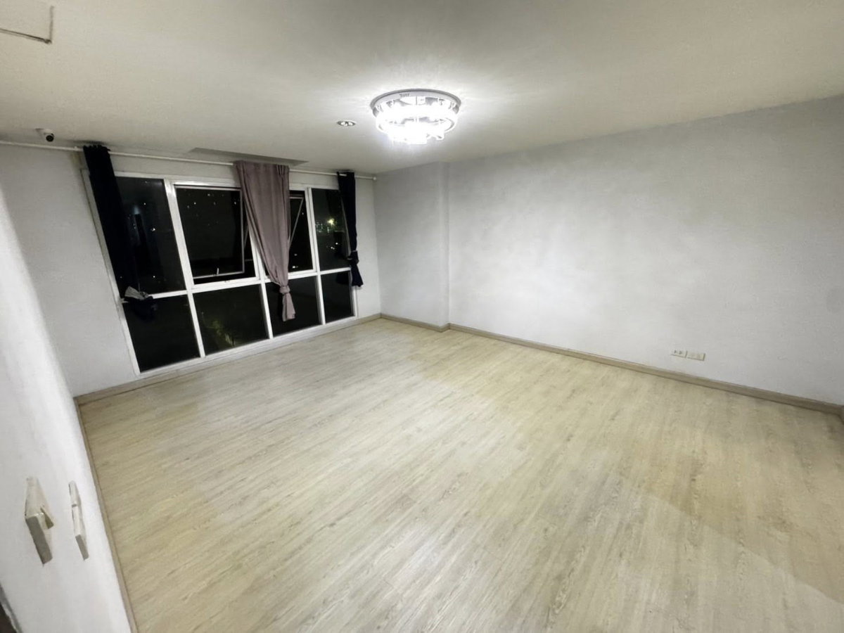รูป คอนโดให้เช่า : Le Cosi Ekkamai 28 (เลอร์โคซี่ เอกมัย 28) (( BTS Ekkamai )) MK-02 line @livingbkk - รูปที่ 10/19